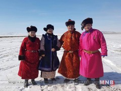 Хадбаасангийн Бат-Эрдэнийн “Candy for Sharon” нэртэй хүлэг түрүүлжээ