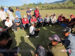 “Хангинахын шугуйн шагайн тойром” болж өндөрлөлөө 