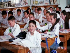 ЕБС-ийн дунд ангийнхан болон цэцэрлэгийн хүүхдүүд маргаашнаас амарна