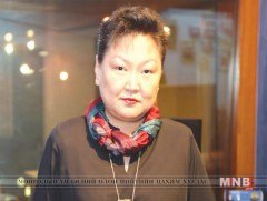 Б.Ангирмаа хос цомог гаргажээ