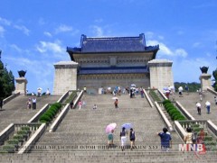 БНХАУ-д майн 1-ний амралтаар 134 сая хүн дотооддоо жуулчилжээ 