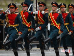 Аугаа их ялалтын баярын 72 жилийн ойн сүрт жагсаал /шууд/   