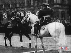 Ялалтын анхны парадын үеэр Маршал Г.К.Жуков араб цусны азарга унаж байжээ   