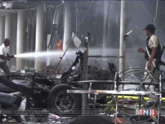 Тайландын Паттани хотод болсон  дэлбэрэлтийн уршгаар 60  хүн гэмтэж шархаджээ