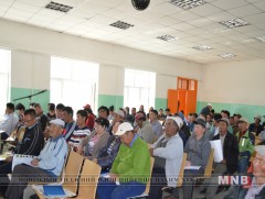 Архангай аймагт тариаланчдын уулзалт болов 
