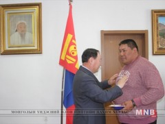 Улсын аварга Г.Эрхэмбаяр 