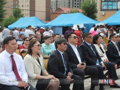 “Элэг бүтэн Монгол” үндэсний хөтөлбөрийн өдөрлөг Баянзүрх дүүрэгт боллоо