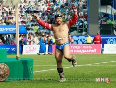 Б.Ганзориг цолоо хураалгахаар болжээ