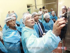 Хөвсгөл аймгийн Их-Уул суманд хуурай сүүний үйлдвэр нээлтээ хийлээ