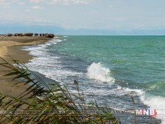 Цэнхэр хязгаарын ариун рашаан Увс нуур 