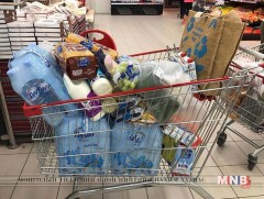 Иран улс Катар руу хүнсний бараа илгээжээ 