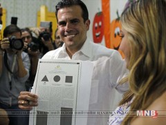 Пуэрто Рикод бүх нийтийн санал асуулга явуулжээ 