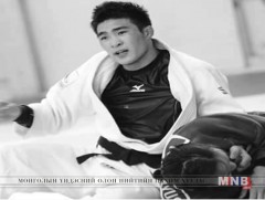 Жүдочдийнхоо медалийн салхийг Б.Эрхэмбаяр хагаллаа