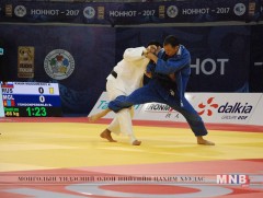 Ё.Басхүүгийн барилдаан шилдэг 10-т багтжээ