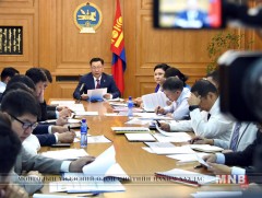 Ж.Эрдэнэбат: Засгийн газар зуух тарааж, түлш шинэчилж агаарын бохирдолтой тэмцэхгүй