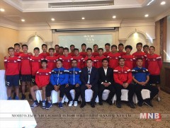 МХБХ-ны Ерөнхийлөгч А.Ганбаатар шигшээ багт урмыг үг хайрлалаа. 