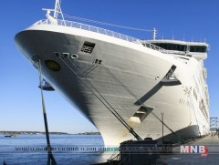 Жолоочгүй хөлөг онгоц зохион бүтээжээ