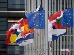 Европын холбоо ОХУ-д тогтоосон хоригоо дахин зургаан сараар сунгав