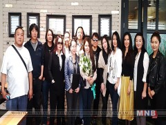 Б.Шаравын эмчилгээнд зориулсан тоглолтын мөнгийг охинд нь гардууллаа