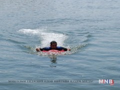 Живж байгаа хүнийг аврах зориулалттай алсын удирдлагатай төхөөрөмж зохион бүтээжээ