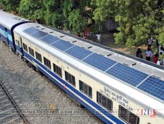 Энэтхэгт нарны эрчим хүчээр ажилладаг галт тэргийг ашиглаж эхэлжээ