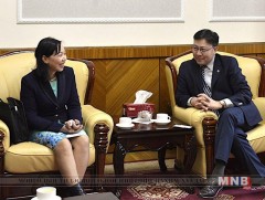 УИХ-ын гишүүн Ж.Батзандан БНСВУ-ын Элчин сайд Доан Тхи Хуонгийг хүлээн авч уулзав