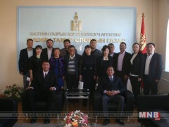 Биеийн тамир, спортын газар ахмадууддаа хүндэтгэл үзүүллээ