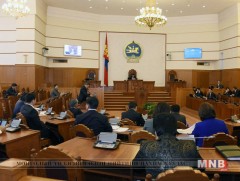 Төрийн албаны тухай хуулийн шинэчилсэн найруулгын төслийн анхны хэлэлцүүлгийг эхэллээ