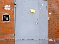 “Бурхант өргөө” СӨХ оршиг суугчдынхаа хаалгынг засварлаж, коджуулжээ 