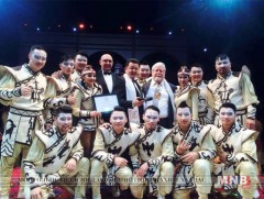 Манай улсын циркчид алтан цом хүртжээ