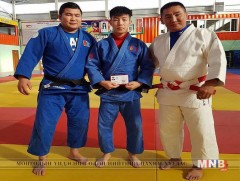 Х.Цагаанбаатар Д.Билгүүнийг онцолж, урам өгөв