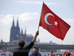 Туркийн шүүх хүний эрхийг хамгаалагч байгууллагын 8 ажилтныг суллахаар шийдвэрлэлээ