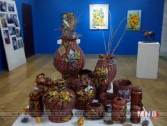 Сэтгэцийн эмгэгтэй хүмүүсийн бүтээлийн үзэсгэлэн Монголын уран зургийн галерейд гарч байна 