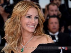 Жулия Робертс гоо сайхны оо энгэсэг хэрэглэхгүй байхыг уриаллаа