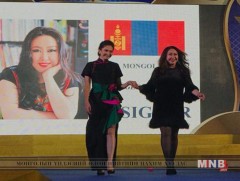 Б.Номунгэрэл Тайландын загварын шоунд оролцжээ