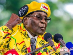 Роберт Мугабе ерөнхийлөгчийн албан тушаалаас огцрохгүй гэдгээ илэрхийллээ