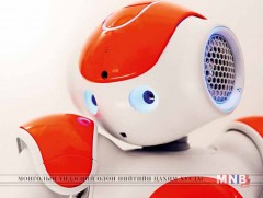 Жуулчдад мэдээлэл өгөх зориулалттай ярьдаг робот зохион бүтээжээ