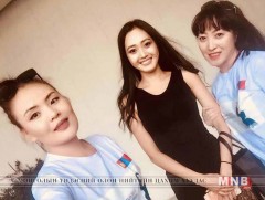 Ц.Энхжин: Монголчуудынхаа бичсэн урмын үгээр цэнэглэгдэж байна