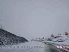  Цасан шуурга шуурч, хүйтэрнэ