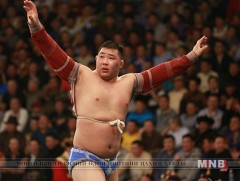 Монгол Улсын харцага О.Хангай чансааг дахин тэргүүлжээ