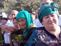 Киргиз, Узбек хилийн боомтоо нээлээ 