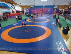 Монгол туургатан бөхчүүд Улан-Үдэд хамтарсан бэлтгэлд хийж байна