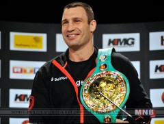 Виталий Кличко, Эрик Морайлес, Роналд Райт нар “Алдрын танхим”-д заларна