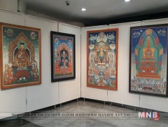 Бурханч лам Г.Пүрэвбат Төрийн ордонд үзэсгэлэнгээ дэлгэв