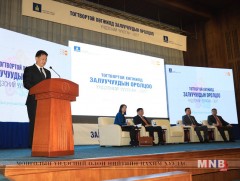 Ерөнхий сайд У.Хүрэлсүх: Монгол залуусаа ажлын байраар хангаж, гадаадаас авдаг ажилчдын тоог 50 ху..