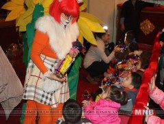 Гадаа хүйтэн ч сэтгэлдээ дулаахан өдөр