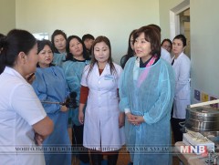 Эрүүл мэндийн сайд Д.Сарангэрэл Дорноговь, Говьсүмбэр аймагт ажиллав