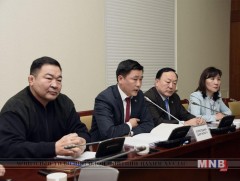 Агаарын бохирдлыг бууруулах чиглэлээр УИХ-аас байгуулагдсан Ажлын хэсгээс мэдээлэл хийлээ