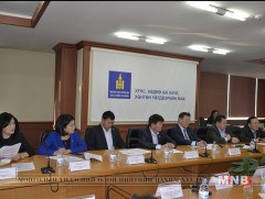 Байнгын хорооны дарга, гишүүд ХХААХҮ-ийн яамны үйл ажиллагаатай танилцав