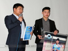 Т.Анхбаяр “ДМЮ” клубын оны шилдэг тоглогчоор дахин шалгарлаа